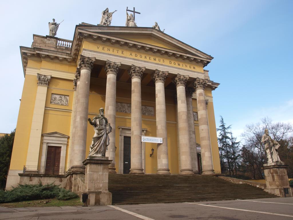 Evi Apartman Eger Exterior photo